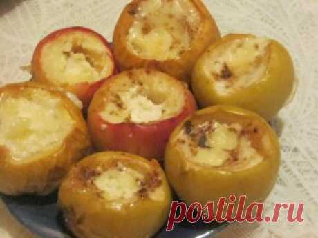 Запеченные яблоки — 5 вкуснейших рецептов  

Превосходный и очень полезный десерт. Попробуйте приготовить запеченные яблоки, особенно если в семье есть дети. Ничего сложного в приготовлении запеченных яблок нет. А пользы очень много! Начинки …