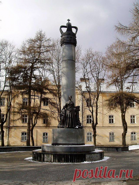 Львів Назавжди - 8 грудня 1868 року у Львові заснували товариство ‘‘Просвіта’’, яке об’єднувало українську інтелігенцію довкола ідеї просвіти простого народу та покращення його долі. Товариство значною мірою сприяло культурному, освітньому і духовному розвитку українського народу : засновувало школи, видавало і розповсюджувало поштою книжки, проводило виставки – ярмарки української книги, створювало бібліотеки, читальні.