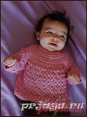 Кофточка с шишечками