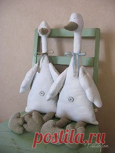 Little Rowan: Meke made