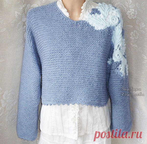 Вязаная кофточка выполнена спицами, отделка крючком. Прекрасно дополнит Ваш  гардероб. Украсит и подарит комфорт на прогулке.

Точное повторение невозможно. Можем связать для Вас похожую в любом цвете и размере.