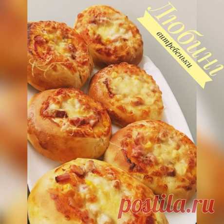 Піца мясні ватрушки