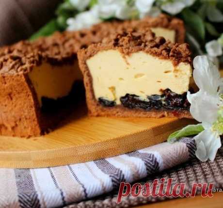 КАРАМЕЛЬНЫЙ СЫРНИК С ЧЕРНОСЛИВОМ