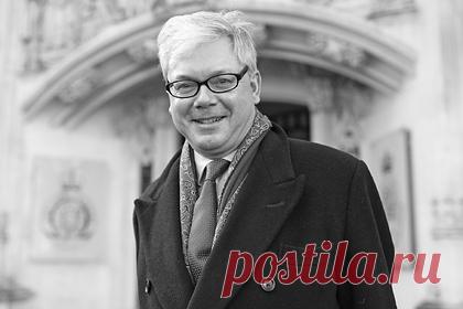 Родственник будущей британской королевы разорился и покончил с собой. Британский аристократ Чарльз Вильерс, родственник будущей британской королевы-консорта, герцогини Корнуолльской Камиллы, разорился и покончил с собой после долгой тяжбы с бывшей женой. Тело 59-летнего мужчины нашла домработница в гостевой комнате отеля Durrants в Лондоне.