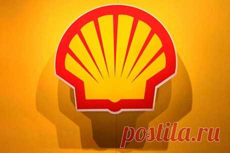 Shell захотела уйти с Лондонской биржи. Британская нефтегазовая компания Shell рассматривает возможность ухода с Лондонской фондовой биржи и проведения листинга в Нью-Йорке, пишет The Telegraph. По мнению гендиректора корпорации Ваэля Савана, сейчас акции компании недооценены инвесторами. Саван указал на разрыв в капитализации Shell и ее конкурентов.