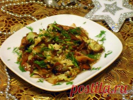 Теплый салат из пекинской капусты с шампиньонами фото рецепт приготовления