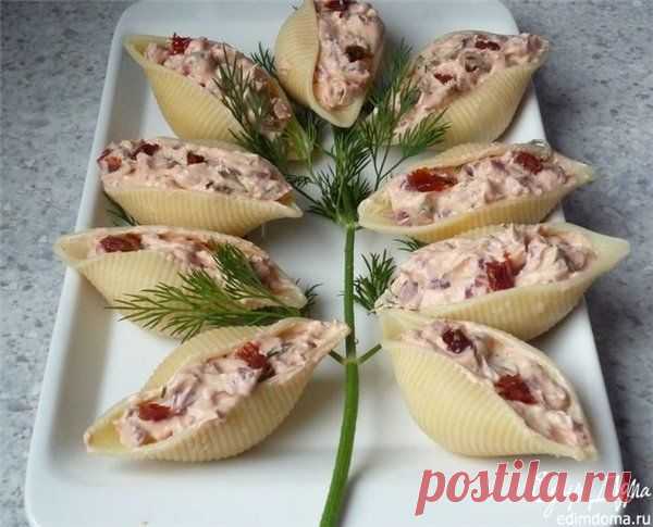 Креветочный салат в ракушках