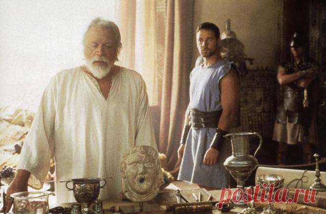 Оливер Рид  и Рассел Кроу