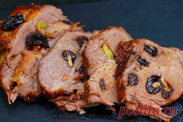В год Зеленой Змеи нет никаких ограничений на мясо, поэтому в этот раз на праздничный стол можно приготовить что-то действительно особенное - Мой Дом 21 - Медиаплатформа МирТесен