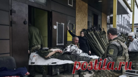 ВСУ потеряли до 510 военных на Курском направлении за сутки. Потери ВСУ в приграничных районах Курской области за сутки достигли 510 военных. Также украинцы потеряли 19 боевых бронированных машин, заявили в Минобороны России. Читать далее