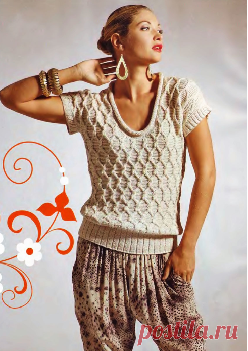 Пуловер с короткими рукавами спицами