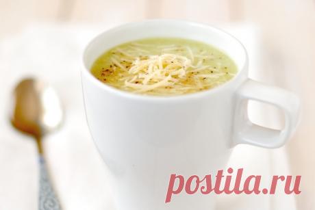 Картофельный крем-суп с брокколи и сыром
Горячий крем-суп – то, что нужно для прохладной погоды. Предлагаем тебе приготовить картофельный крем-суп с брокколи и сыром.
ИНГРЕДИЕНТЫ
600 г картофеля
150 г свежей или замороженной брокколи
200…