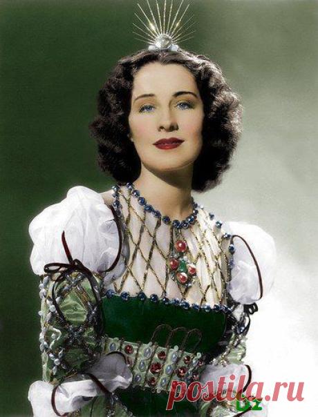 Девушки из варьете Ziegfeld Follies (82 фотографии)