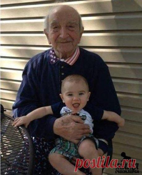 100-летний человек с его 1-летним правнуком. Разница в 99 лет ☝ / Новые дети