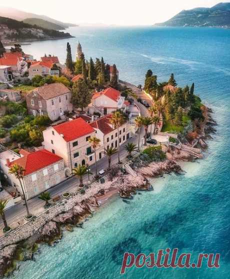 Корчула — остров в Адриатическом море. Хорватия