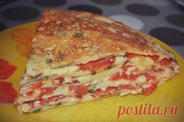 Блинный торт с помидорами