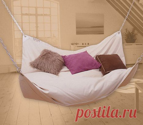 кровать-гамак (незаменим при мытье полов)