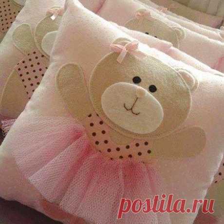 А как вам этот милый мишка?:) по-моему, мамы девочек должны сейчас со скоростью света кинуться в "контакты группы" чтобы написать нам и поскорее соорудить эту красоту для своих дочек))))🌸💖🎀
Скорее пишите нам!
.
.
1 шт - 700р
3 шт - по 650р/шт
5 шт - по 600р/шт
От 10 шт - по 550р/шт.