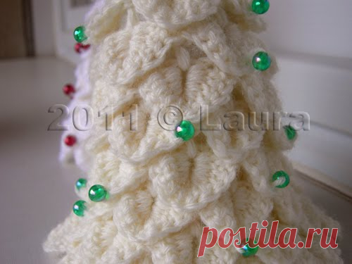 К Новому году: елочка крючком 