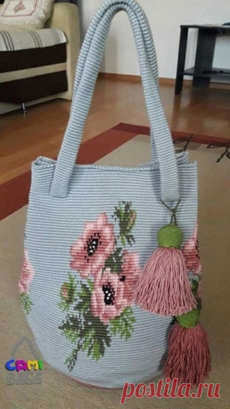 Рюкзаки, мочилы, сумки - как примеры для ваших дальнейших воплощений!
Пробуйте! Я свою уже когда-то связала))