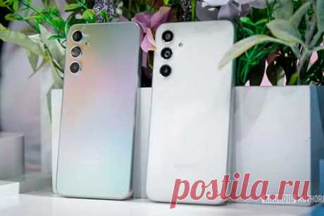 Samsung представила субфлагманы Galaxy A54 и A34. Samsung анонсировала смартфоны Galaxy A54 и A34. Старшая модель Galaxy A54 отличается от стартовой наличием 6,4-дюймового экрана, чипом Exynos 1380, тройной камерой с объективами разрешением 50, 12 и 5 мегапикселей. Субфлагман имеет улучшенную 32-мегапиксельную селфи-камеру. Стоимость устройств начинается с 390 евро.