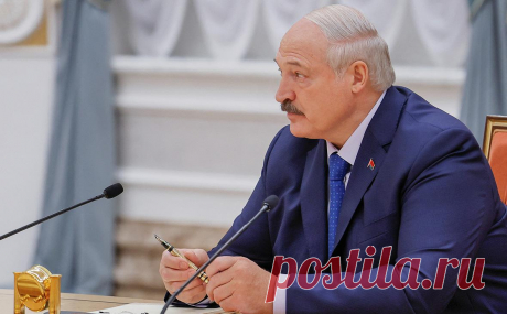 Лукашенко допустил переговоры по Украине «к осени». Ситуация на Украине должна поменяться к осени, возможно начало переговорного процесса, заявил президент Белоруссии Александр Лукашенко на встрече с зарубежными и белорусскими журналистами.