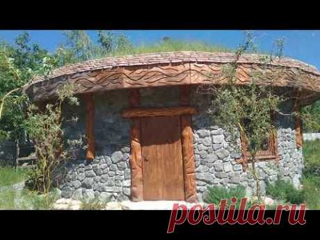 Каменный дом с травой на крыше (часть1)