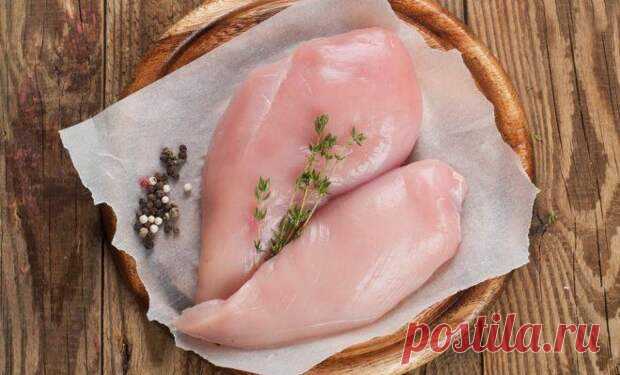 Простые и вкусные блюда из курицы – 9 рецептов - Будет вкусно - 10 июня - 43510728525 - Медиаплатформа МирТесен Куриное мясо богато белком и содержит очень мало жира, и поэтому его можно употреблять даже тем, кто соблюдает диету. У каждой хозяйки в запасе наверняка есть десяток рецептов блюд из курицы, но мы подобрали еще несколько интересных вариантов. Курица Шиври Вам понадобятся: 4 куриных грудки, 30 г - 10 июня - 43510728525 - Медиаплатформа МирТесен