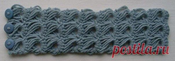 Необычное связанный браслет