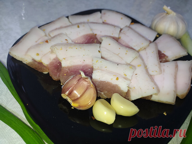 Как я солю потрясающе вкусное сало в банке: сухой способ | Poperchi | Яндекс Дзен