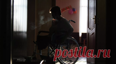 Систему помощи инвалидам в трудоустройстве призвали реформировать в России. Депутат законодательного собрания Санкт-Петербурга Павел Крупник предложил рассмотреть возможность пересмотра действующих правил трудоустройства инвалидов и лиц с ограниченными возможностями в части упрощения процедур и стимулирования самих работодателей к их найму. Копия обращения на имя министра труда и социальной защиты России Антона Котякова есть в распоряжении RT. Читать далее