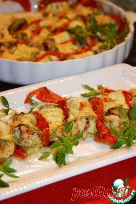 Рулетики из кабачков с сыром, курицей и белыми грибами - кулинарный рецепт