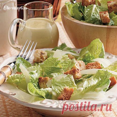 Салат "Цезарь" с курицей и сухариками - Фото-рецепты пошагового приготовления