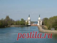 Сегодня 03 сентября отмечается день города 