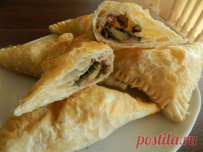 О сезонном щавеле… Пирожки со щавелем и яблоками — Вкусные рецепты