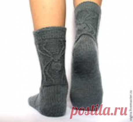 Носки с пауком.