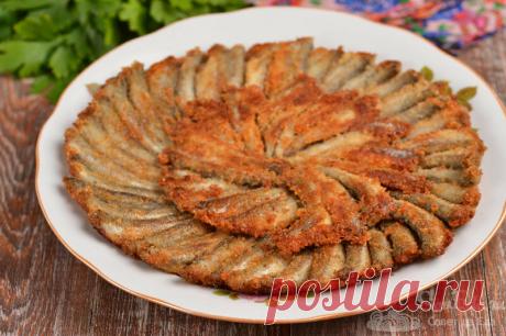 Лучший способ приготовления мелкой рыбы
Мелкая рыба по такому способу готовится очень быстро, получается хрустящей, поджаристой и блюдо очень красиво выглядит на столе. При жарке ее не надо переворачивать по одной рыбке и тратить на это много времени. По такому быстрому и простому способу готовлю кильку, мойву и корюшку. Подойдет любая мелкая рыба и потребуется минимум ингредиентов. Такую рыбку можно […]
Читай пост далее на сайте. Жми ⏫ссылку выше