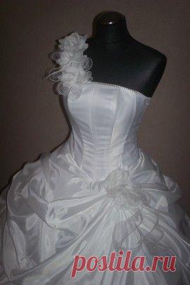 Kāzu kleitu katalogs - Precos.lv