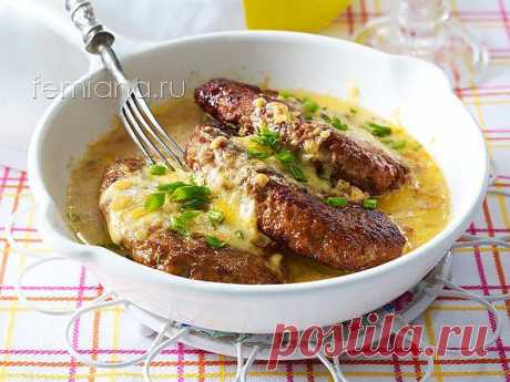 Вкусные мясные котлеты в сливочном соусе