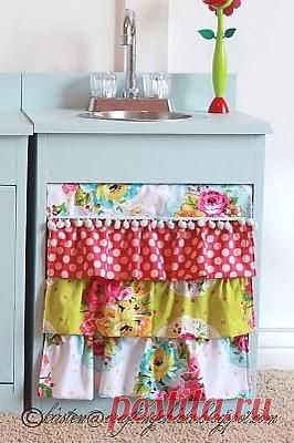 Cute ruffle drape for lots of things! | What am I doing?