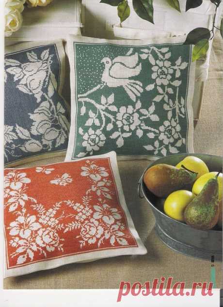 Gallery.ru / Фото #135 - Napkins, Carpets, Pillows 3 - Summerville