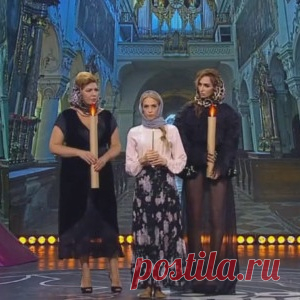 Рублёвские жены в церкви…