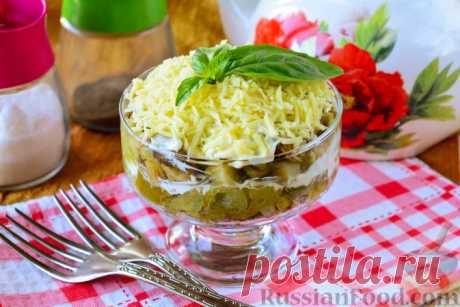 Рецепт: Салат с рыбными консервами и баклажанами на RussianFood.com