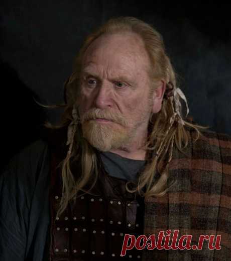 Джеймс Космо, 24 мая, 1948