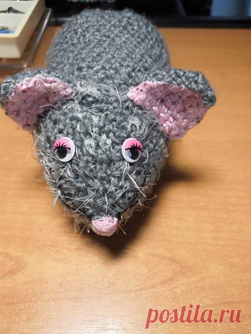 Мышка - игрушка для собачки