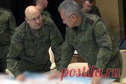 Суровикин призвал бойцов ЧВК «Вагнер» решить проблемы мирным путем. Минобороны России сообщило, что генерал армии Сергей Суровикин обратился к бойцам частной военной компании «Вагнер». Он призвал их не играть на руку украинским войскам и решить все проблемы только мирным путем. Ранее военный призвал решить кризис под руководством верховного главнокомандующего.