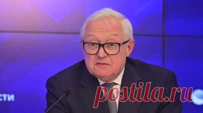 МИД России: беспокоит отсутствие реакции на призыв к Западу повлиять на Киев. Заместитель главы МИД России Сергей Рябков заявил, что российскую сторону беспокоит отсутствие реакции на призыв Москвы к США и Британии повлиять на киевский режим. Читать далее