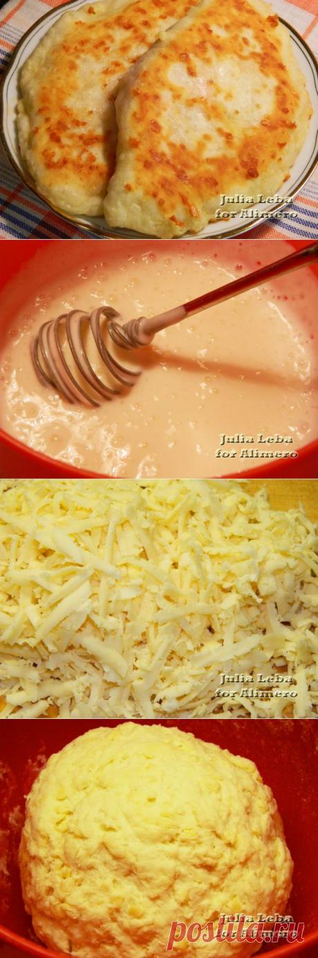 Быстрые сырные лепёшки с колбасой / Рецепты с фото