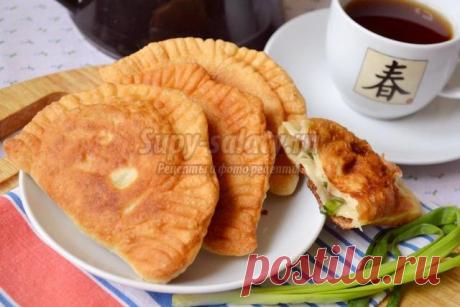 Чебуреки с грибами и сыром. Рецепт с пошаговыми фото