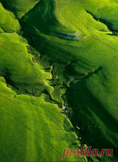 Untitled — ode-to-the-world: green valley